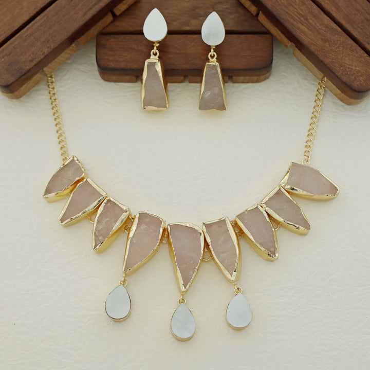 Augusta MOP + Dyed + Raw Stone Short Neckpiece With Earring