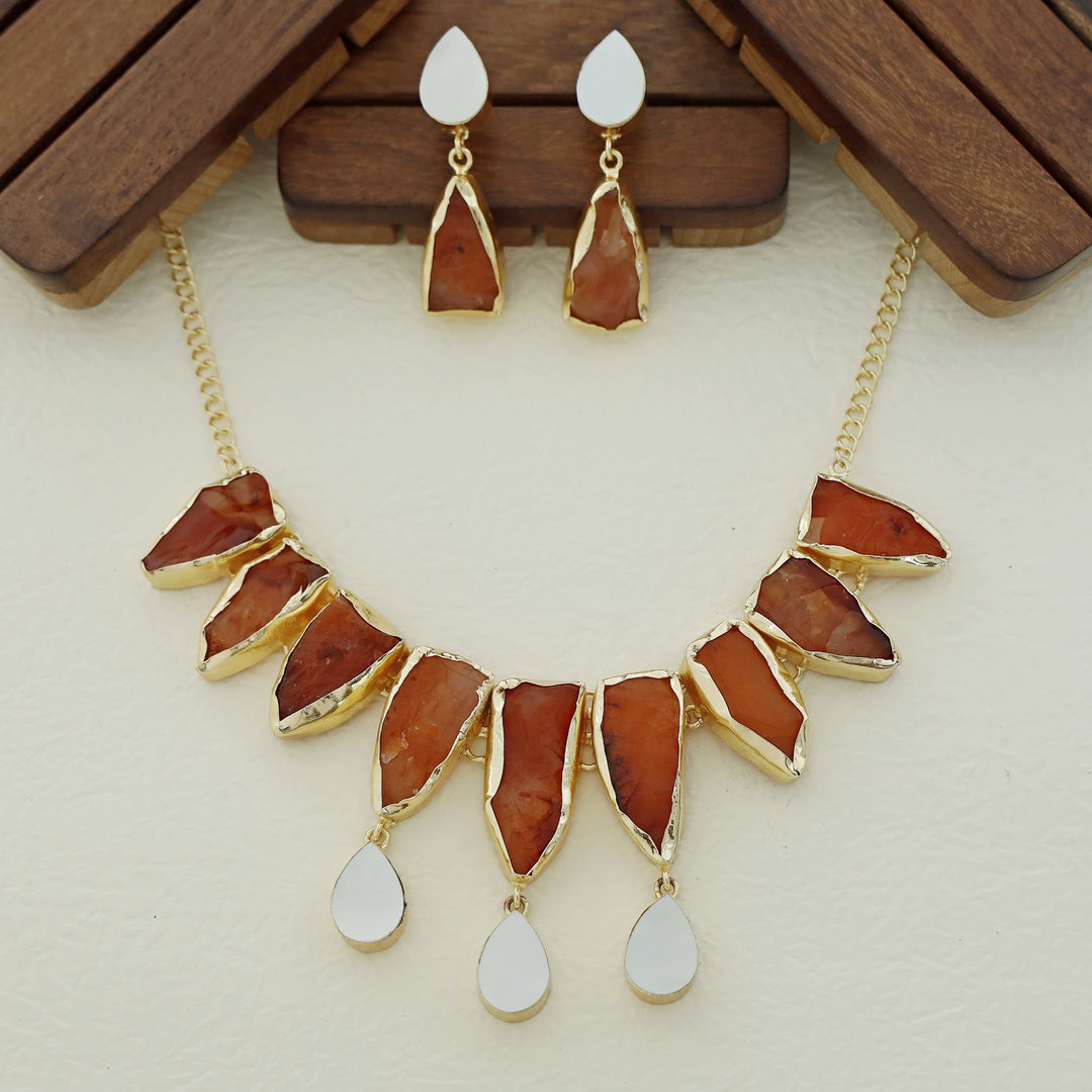 Augusta MOP + Dyed + Raw Stone Short Neckpiece With Earring