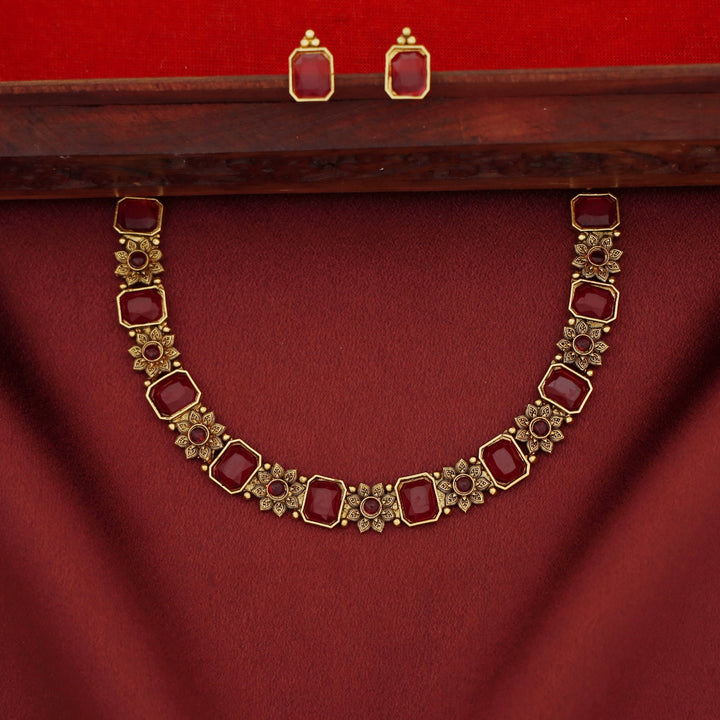 Shriya Flower Rectangle Short Neckpiece with Earring