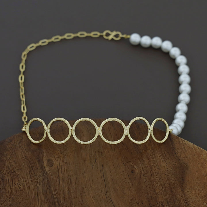 Loha Golden 6 Circle Pearl Choker