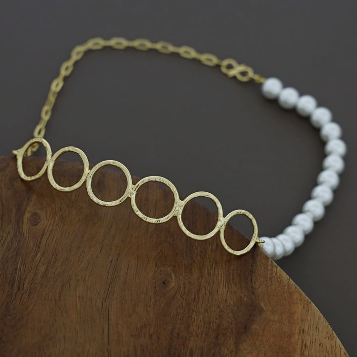 Loha Golden 6 Circle Pearl Choker