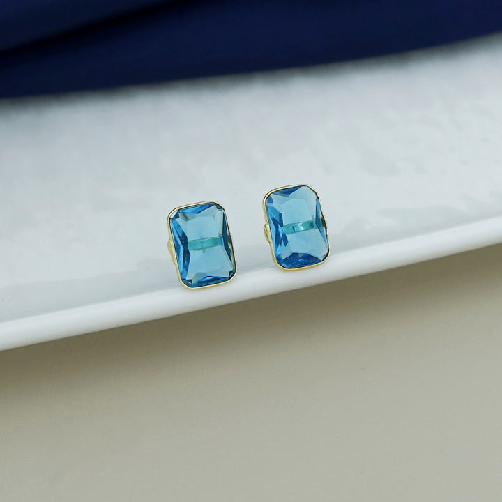 Elia Glossy Rectangle Stud