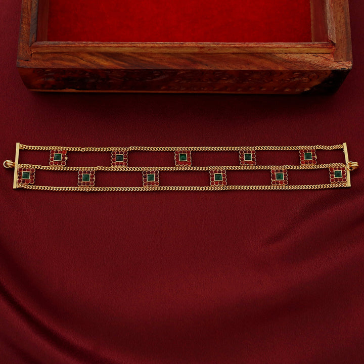 Devanshika Choker