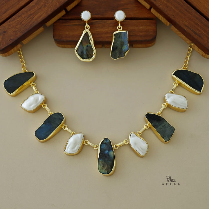 Celeste Raw stone Baroque Short Neckpiece with Earring