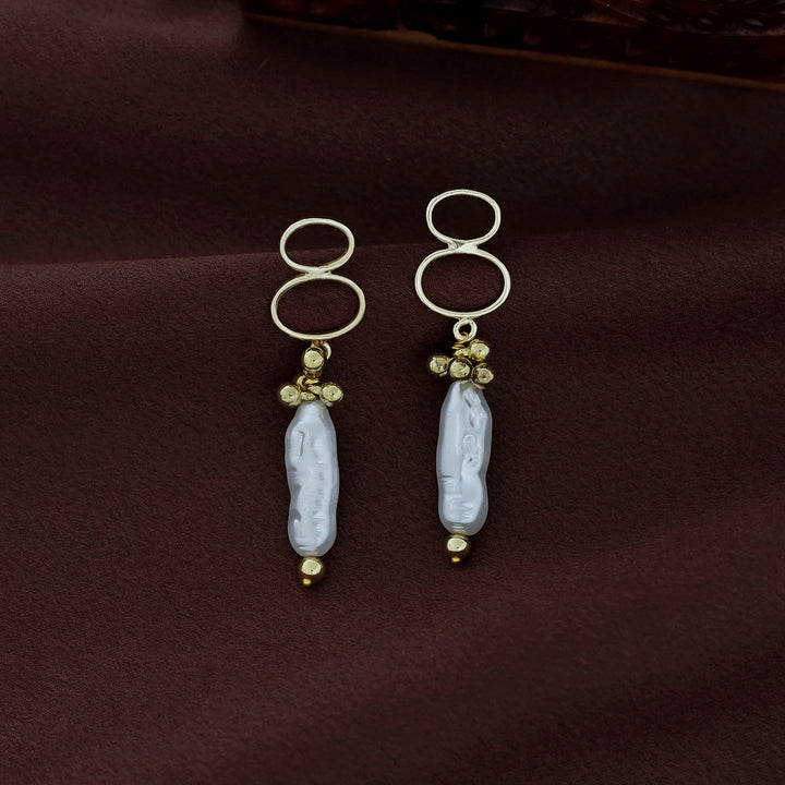 Aldrina Golden Dual Oval Baroque Earring