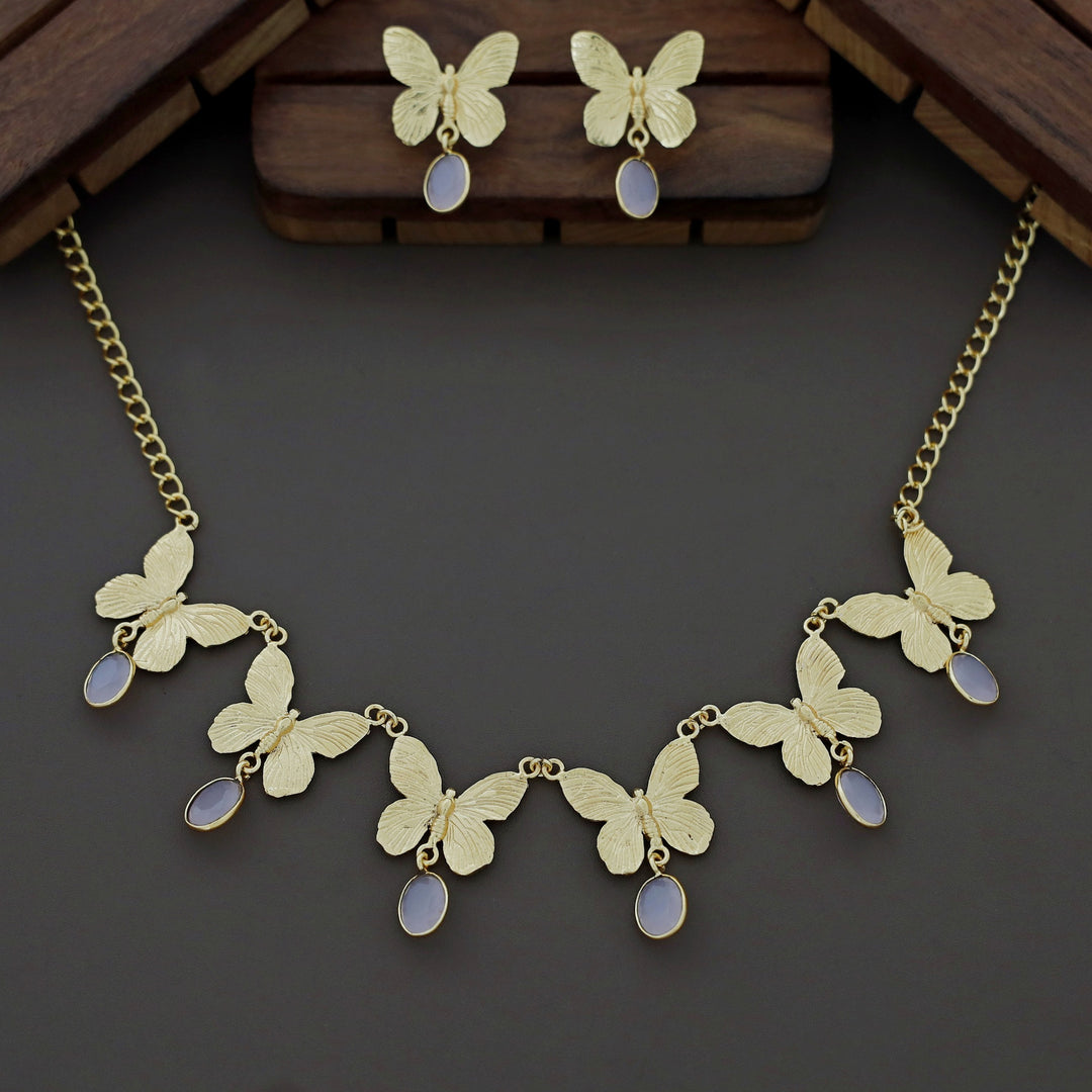 Gold Papillio Neckpiece With Earring