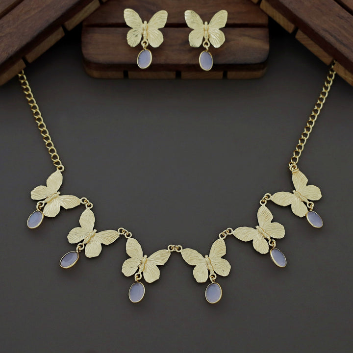 Gold Papillio Neckpiece With Earring