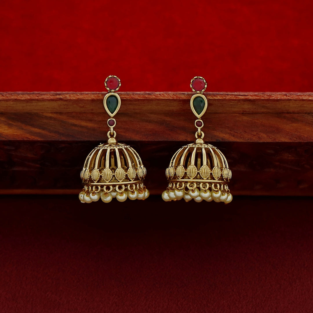 Himanshi Palakka Short Neckpiece With Earring