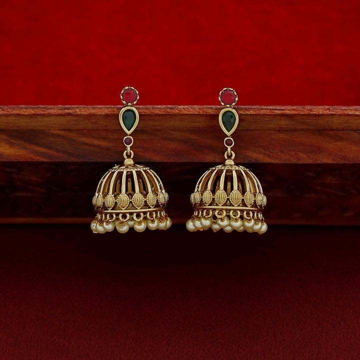 Himanshi Palakka Short Neckpiece With Earring