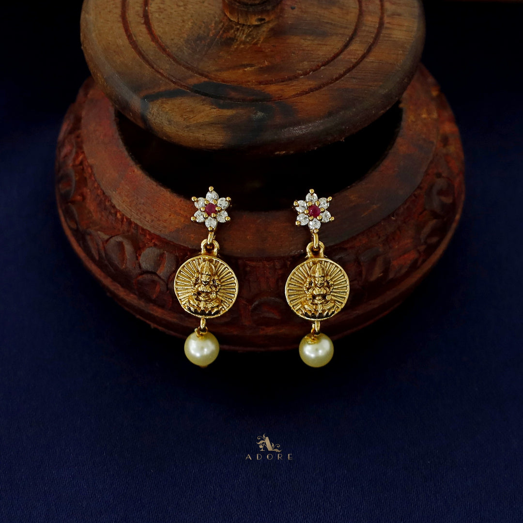 Akshara Devi Flower Pearl Short Neckpiece with Earring
