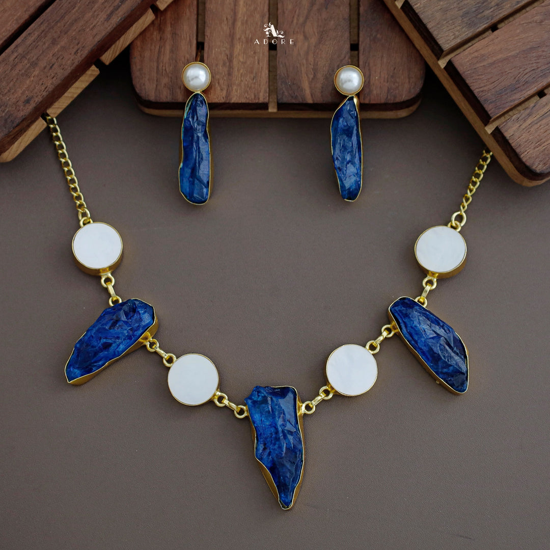 Fina MOP Dyed Stone Neckpiece with Earring
