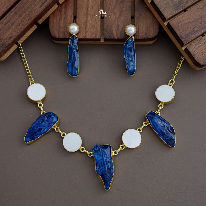 Fina MOP Dyed Stone Neckpiece with Earring