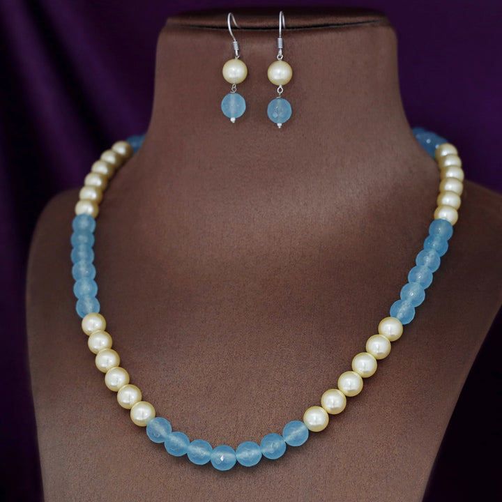 Orbia Pearl Single Layer Neckpiece With Earring