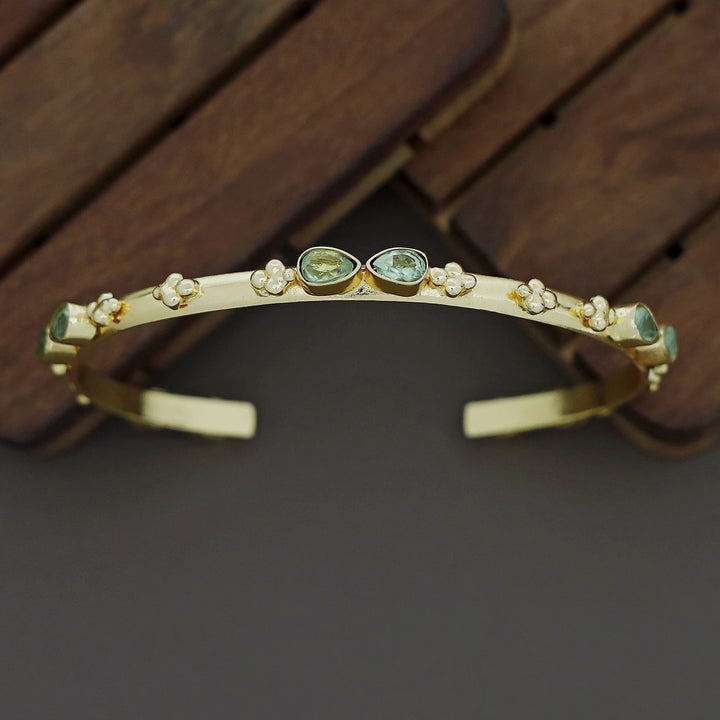 Dia Golden Glossy Bangle