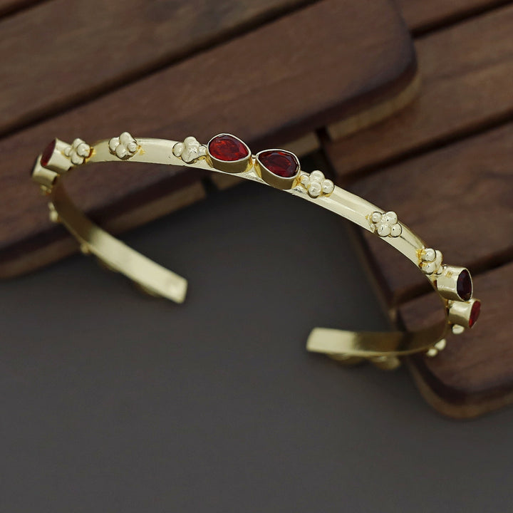 Dia Golden Glossy Bangle
