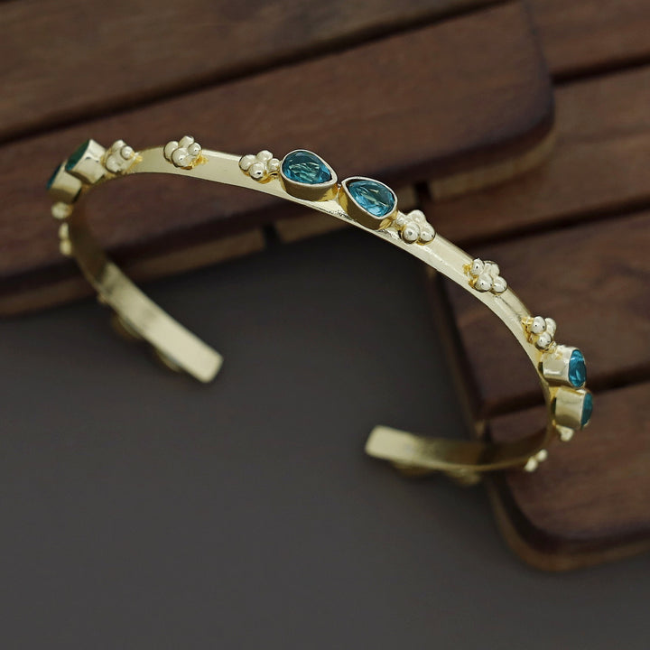 Dia Golden Glossy Bangle