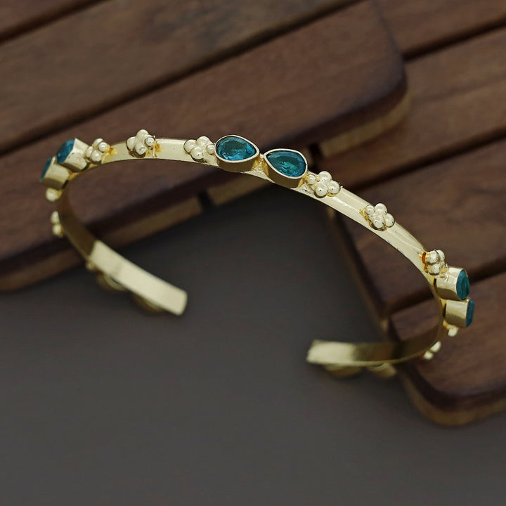 Dia Golden Glossy Bangle