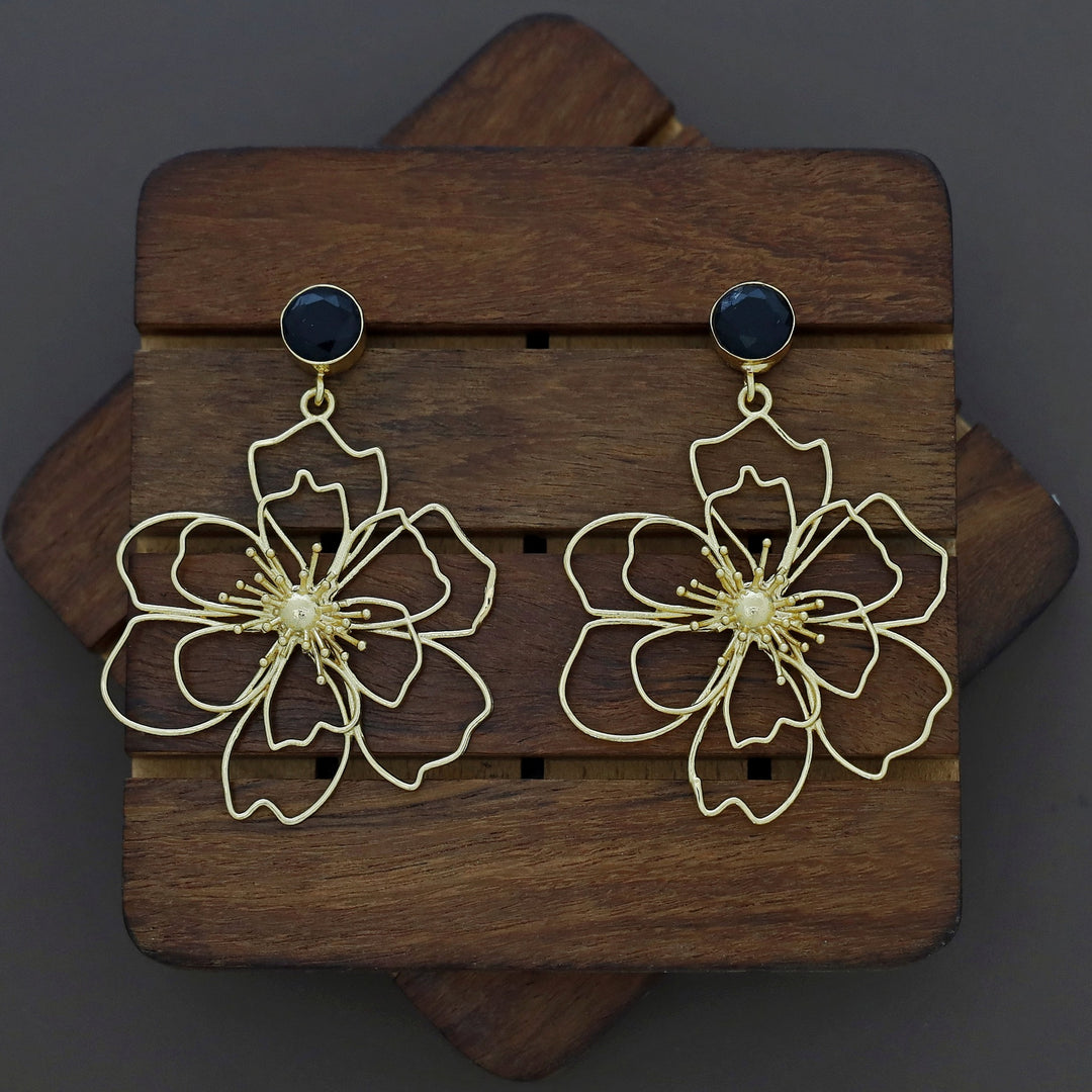 Rosline Golden Flower Glossy Earring