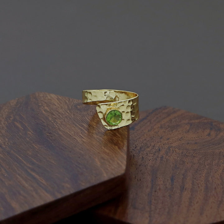 Maadhu Golden Hammered Glossy Ring