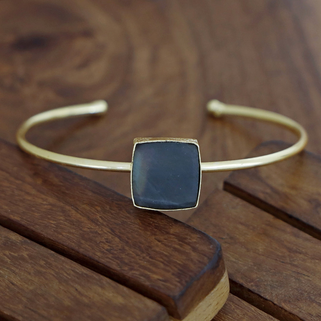 Busaba Single Stone Bracelets (Colour Option)
