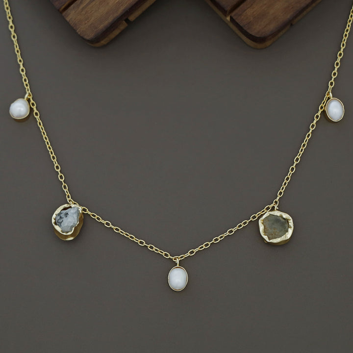 Chethasi Raw Stone + Baroque Neckpiece
