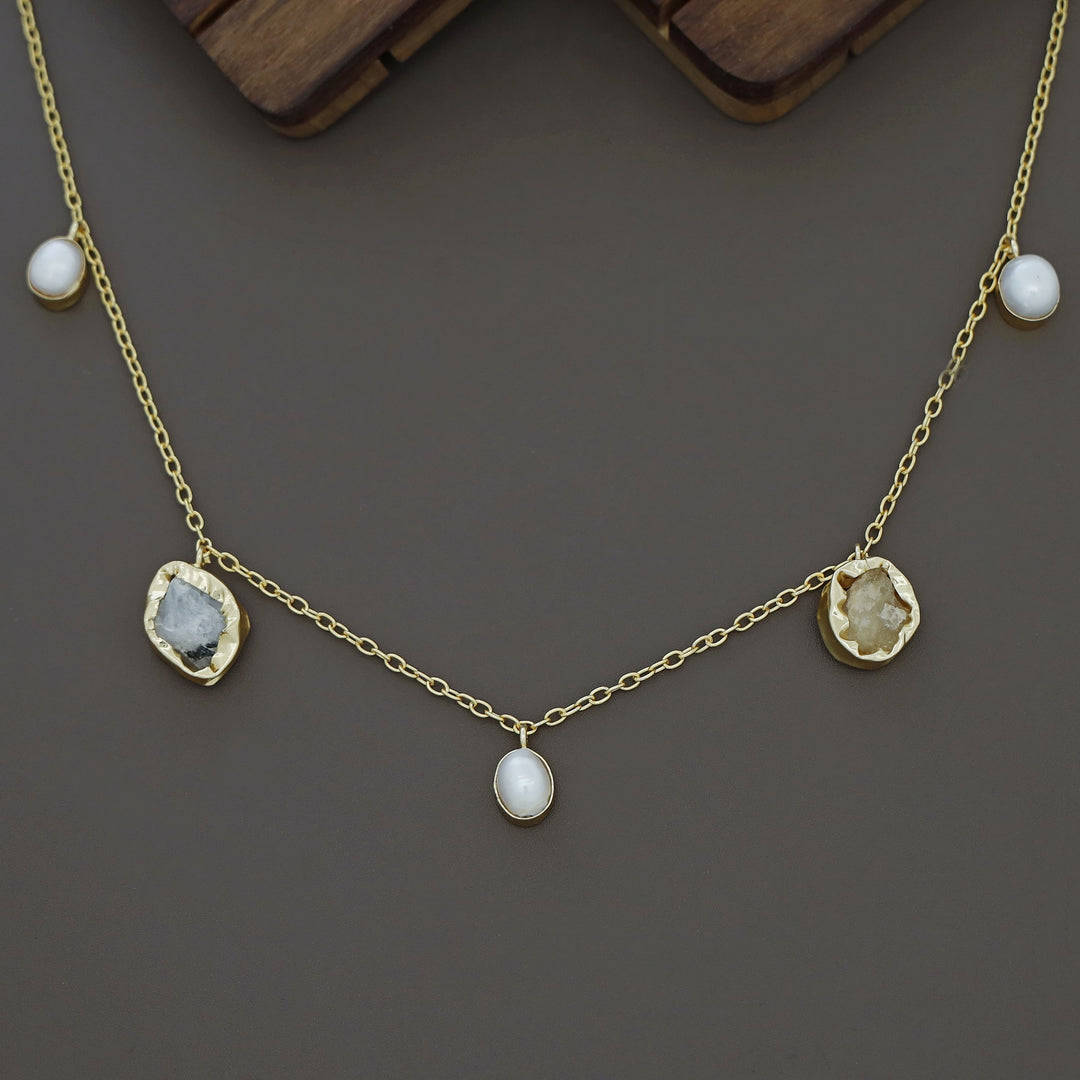 Chethasi Raw Stone + Baroque Neckpiece