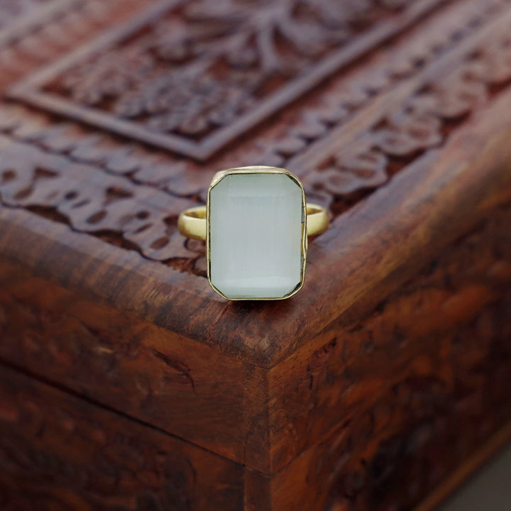 Single Stone Ring (Colour Options) Medium Size