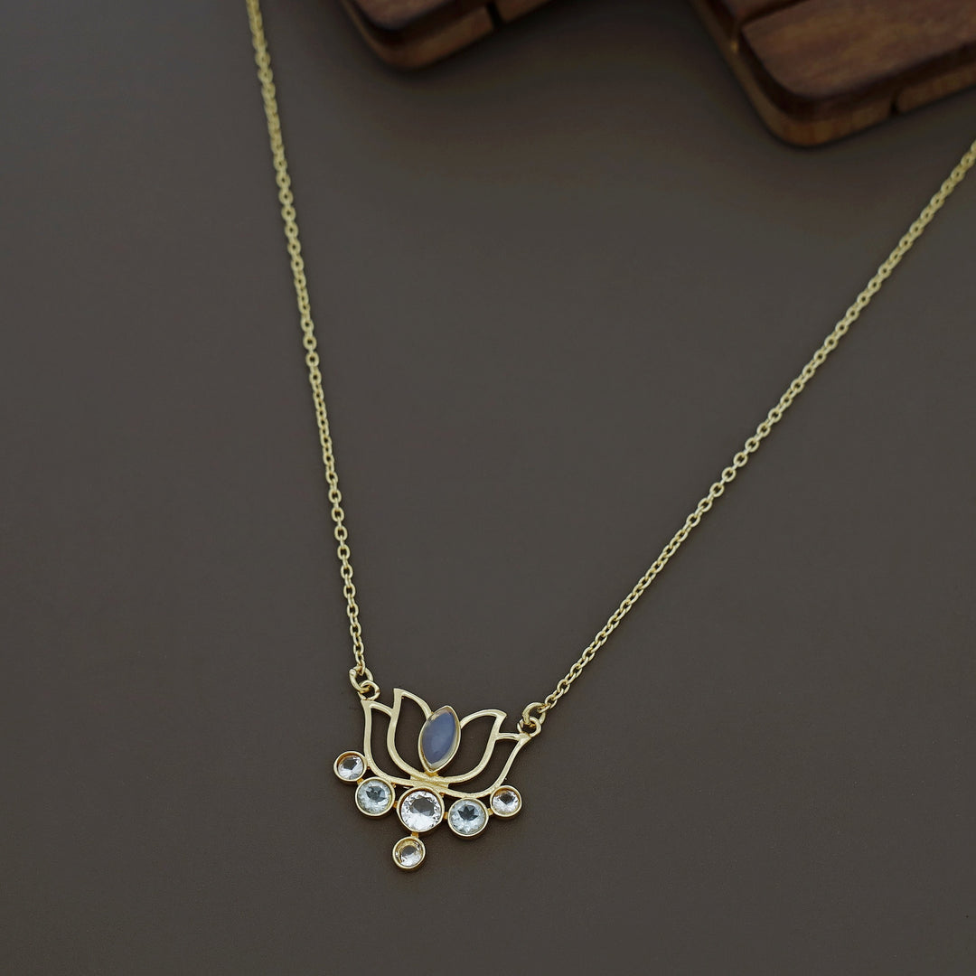 Nisha Golden Lotus Glossy Neckpiece