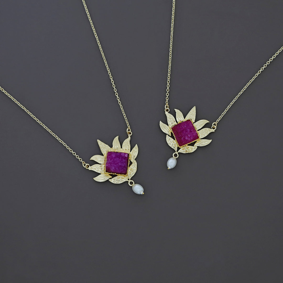 Mina Golden Leafy Pearl Druzy Neckpiece