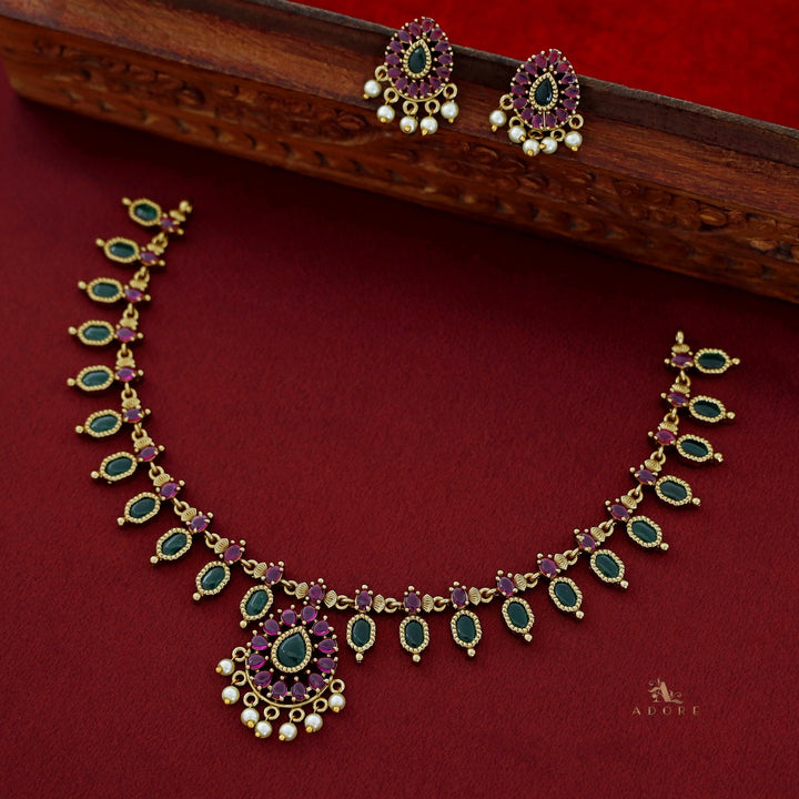 Anarva Palakka Short Neckpiece With Earring