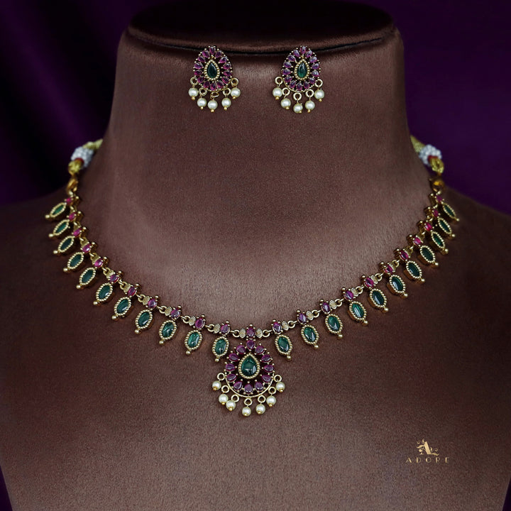 Anarva Palakka Short Neckpiece With Earring