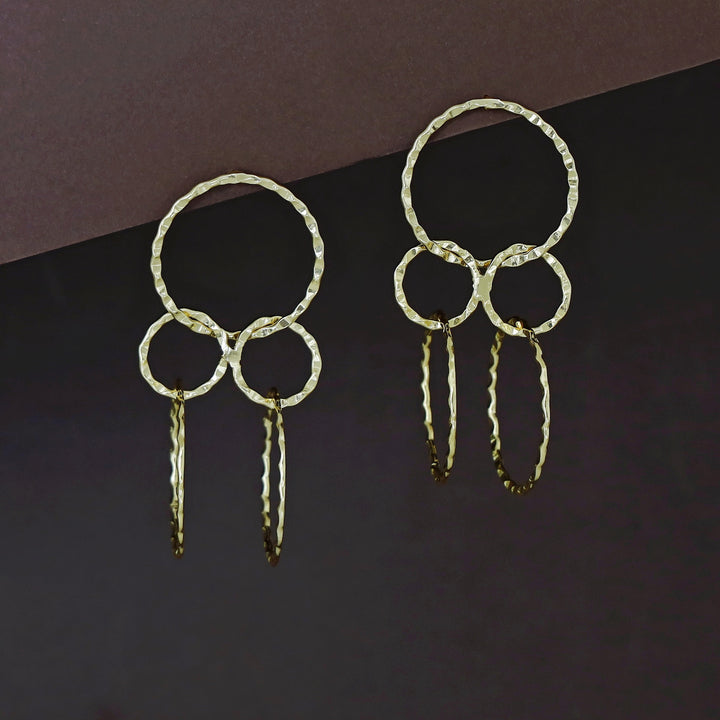 Ralana Golden Hammered 5 Circle Earring