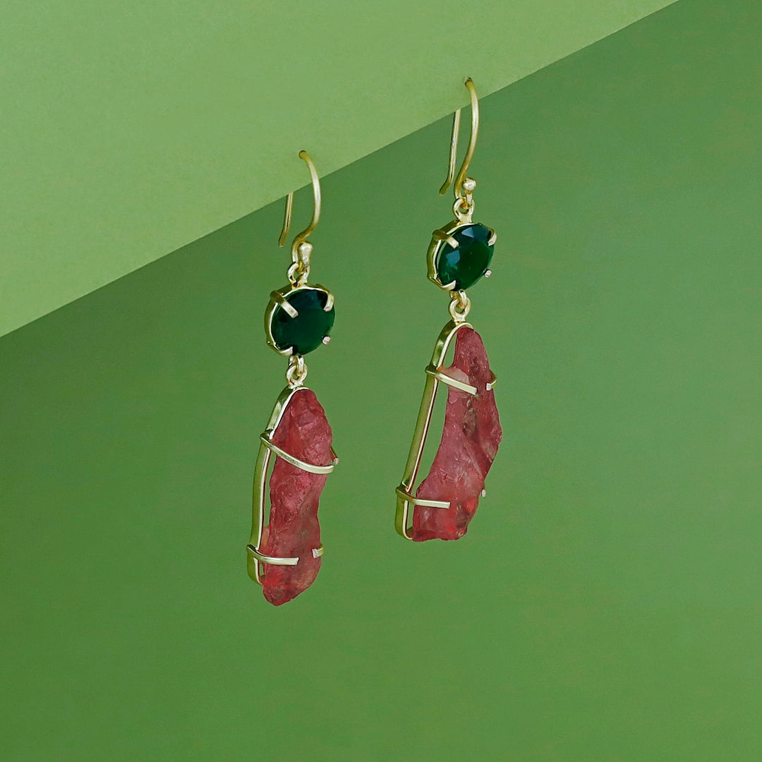Tamsina Golden Claw Glossy + Dyed Stone Drop