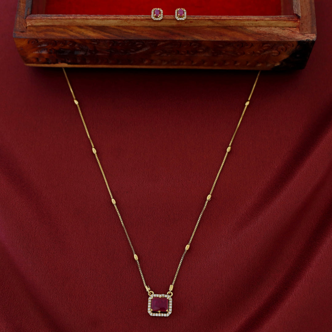 Alankrita Neckpiece With Stud