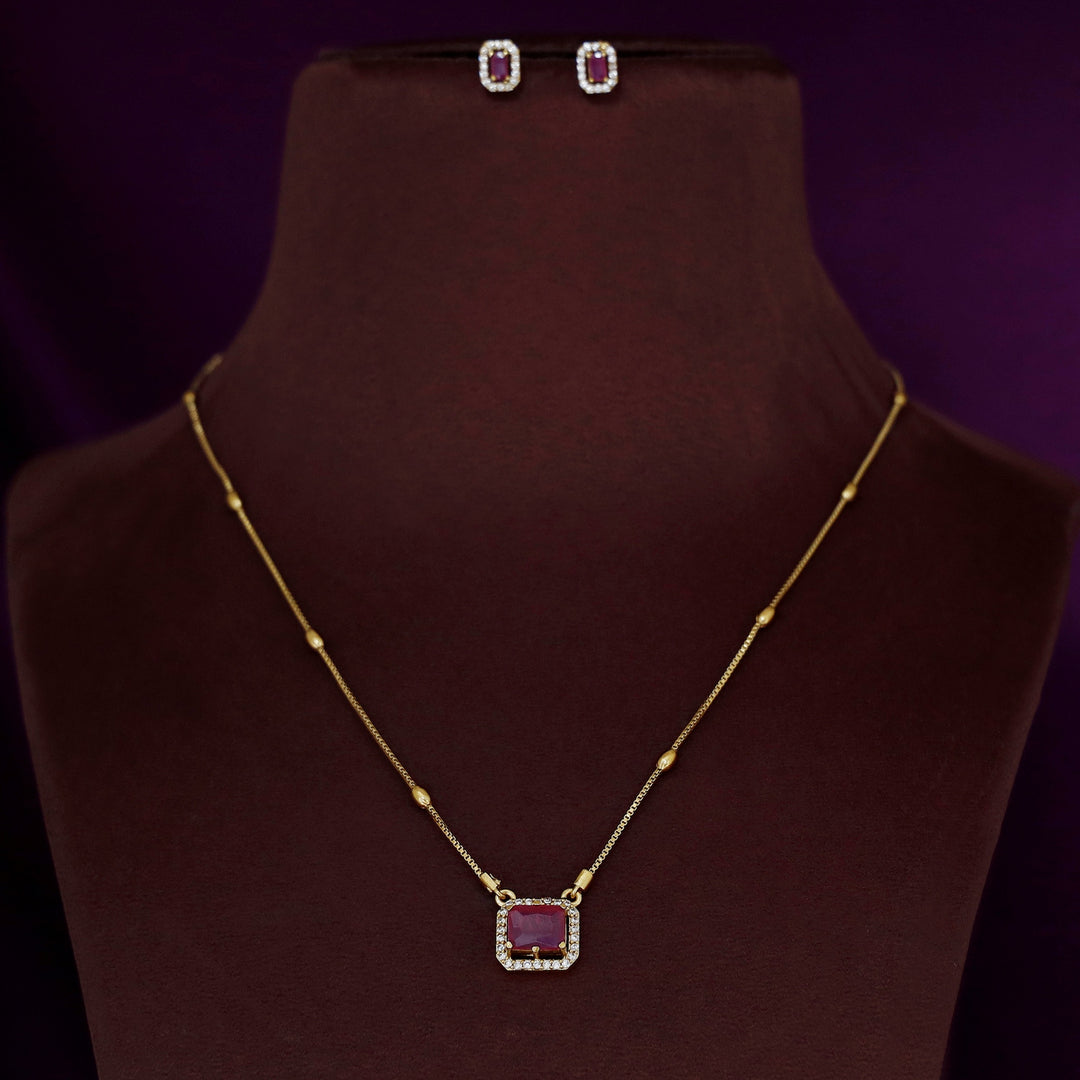 Alankrita Neckpiece With Stud