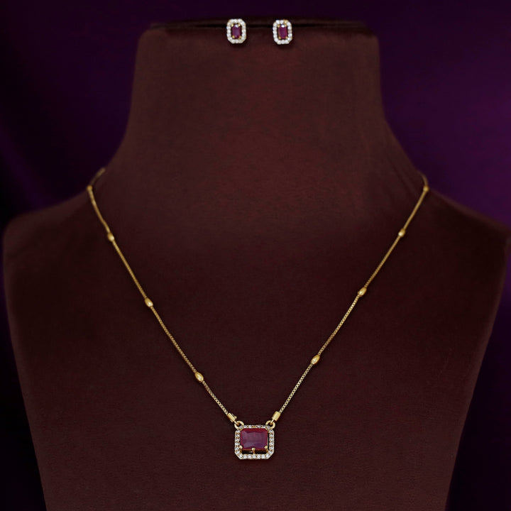 Alankrita Neckpiece With Stud