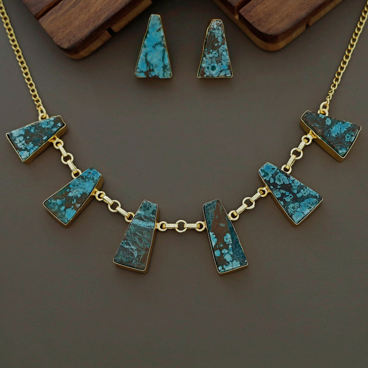 Seraphina 6 Raw Stone Neckpiece With Earring