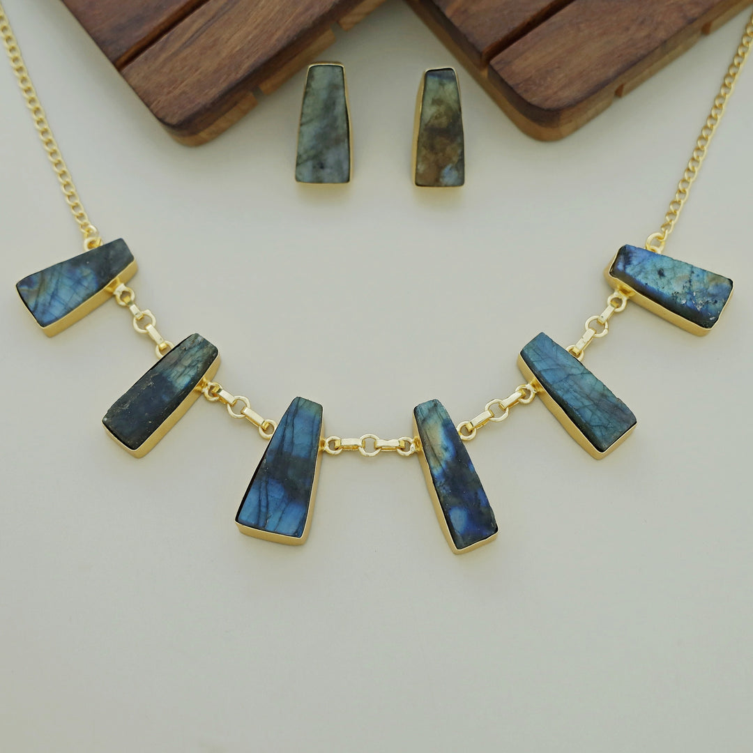 Seraphina 6 Raw Stone Neckpiece With Earring