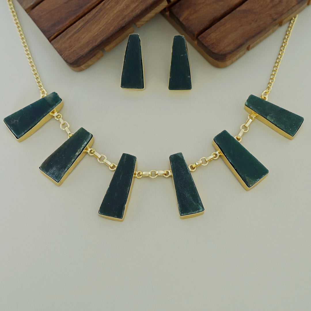 Seraphina 6 Raw Stone Neckpiece With Earring
