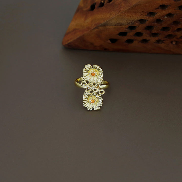 Martha Dual Flower Glossy Stone Ring