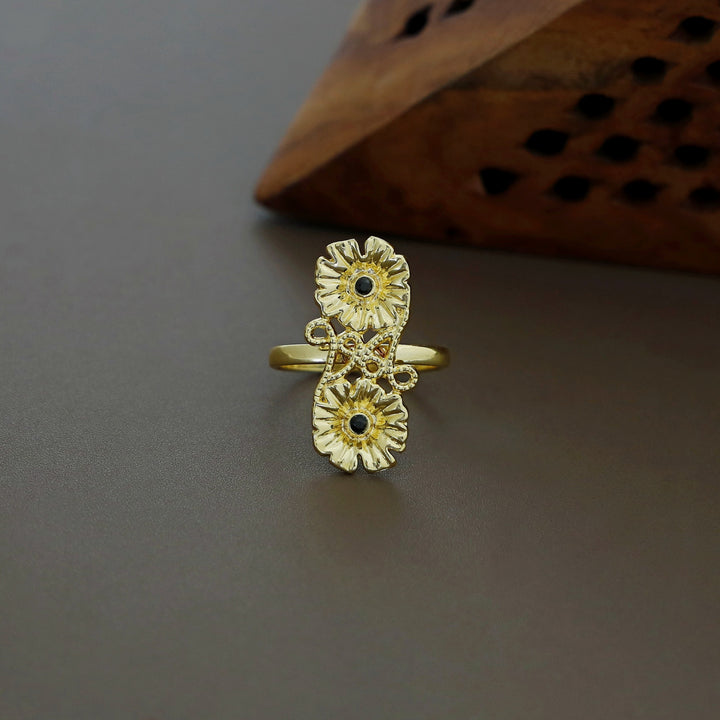 Martha Dual Flower Glossy Stone Ring