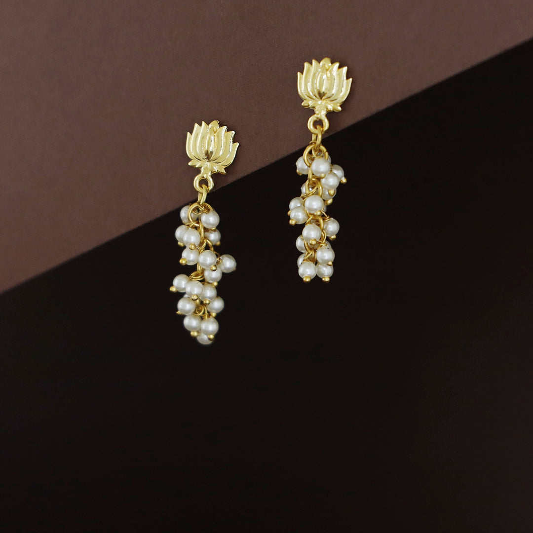 Harika Golden Lotus Cluster Pearl Earring