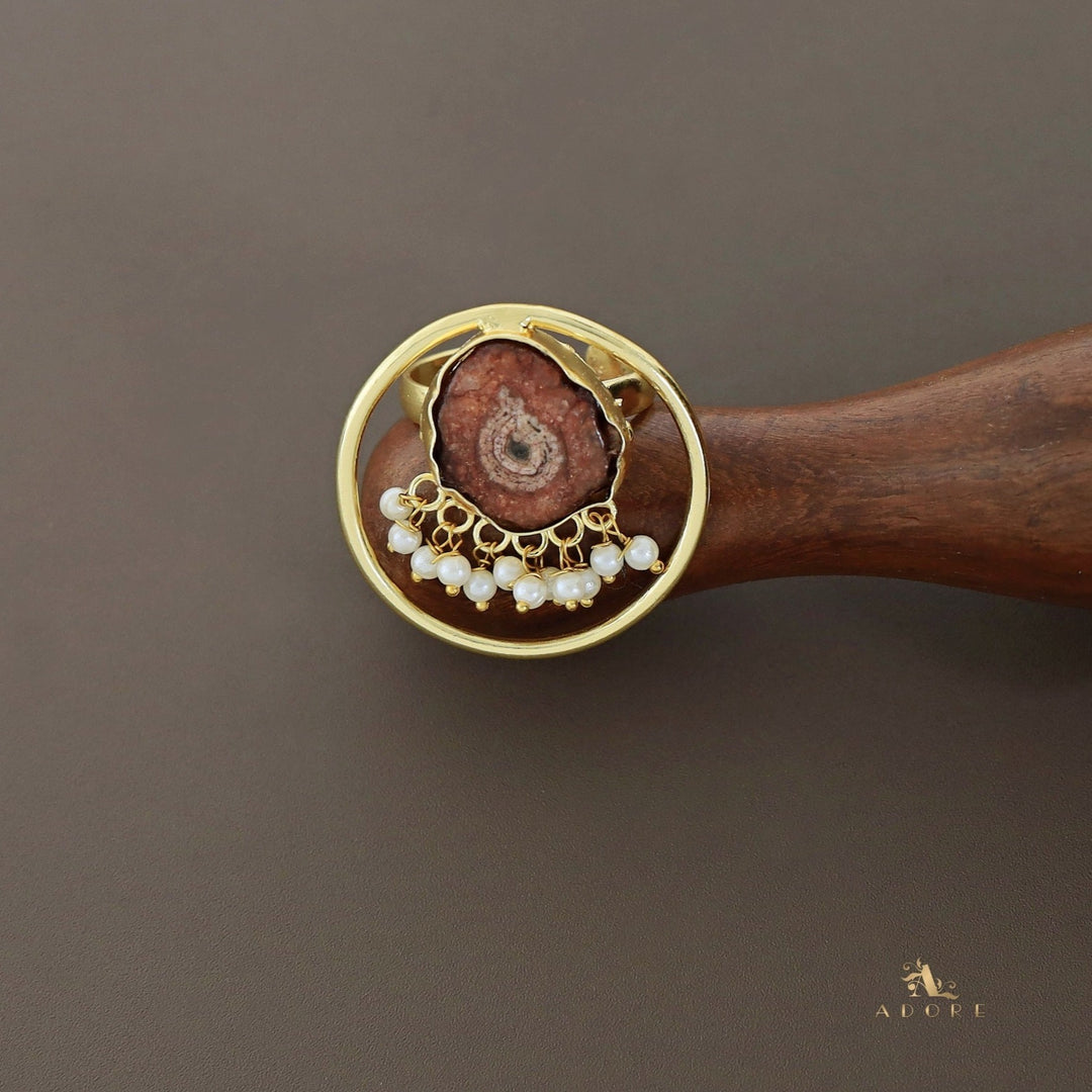 Mihika Round Agate with Pearl Ring