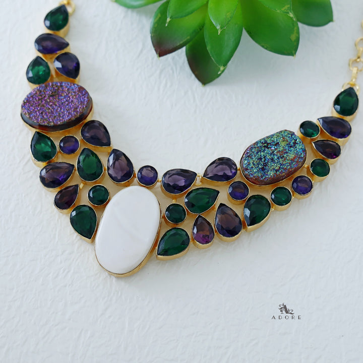 Lamea Neckpiece