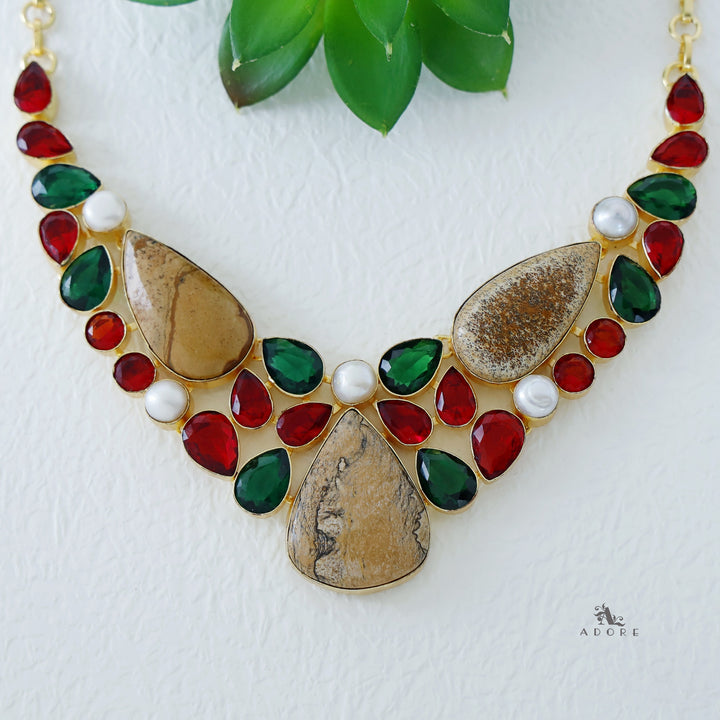 Daisy Neckpiece