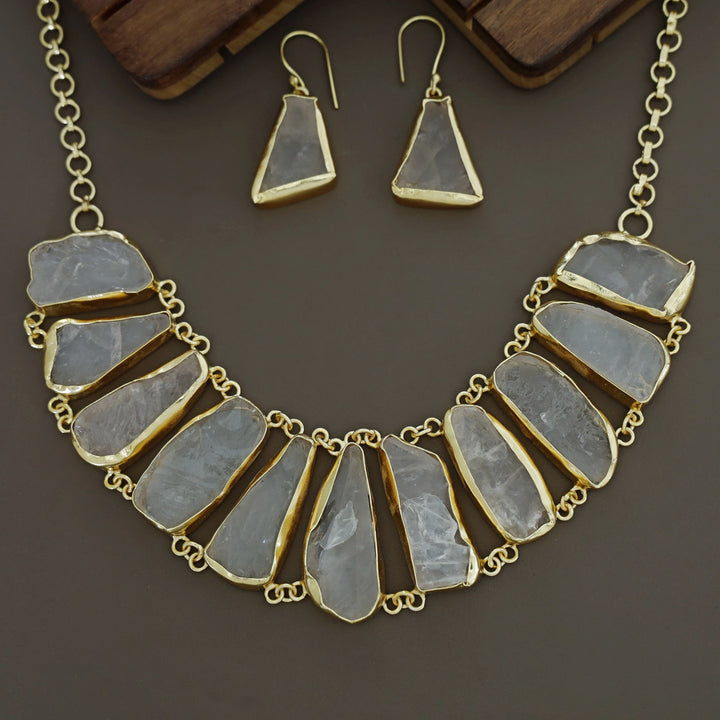Bellavo Raw Stone Neckpiece With Earring