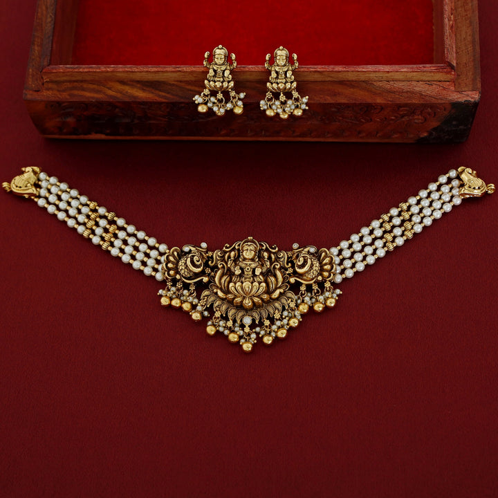 Sree Lakshmitha Pearl Choker With Earring
