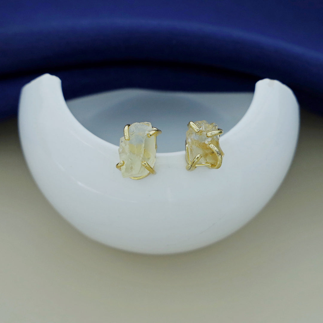 Zuma Raw Stone Stud