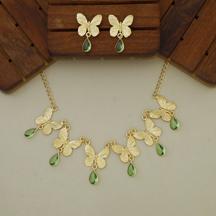 Gold Papillio Drop Glossy Neckpiece With Earring