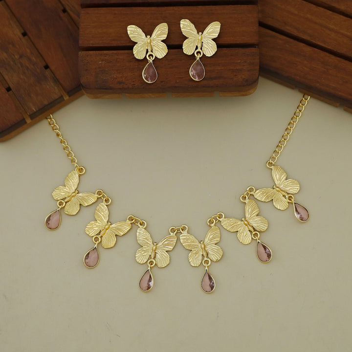 Gold Papillio Drop Glossy Neckpiece With Earring